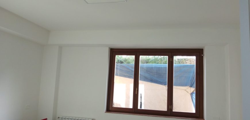 Aci Catena pressi ex Dacca ville di recente costruzione, rifinite e luminose