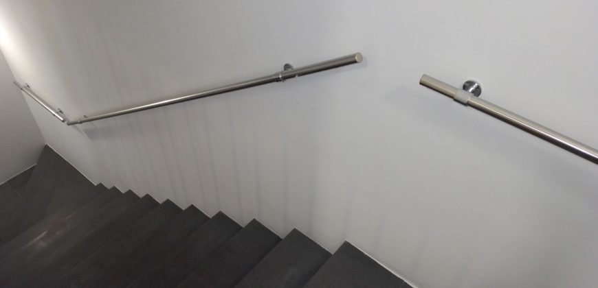 Aci Catena pressi ex Dacca ville di recente costruzione, rifinite e luminose