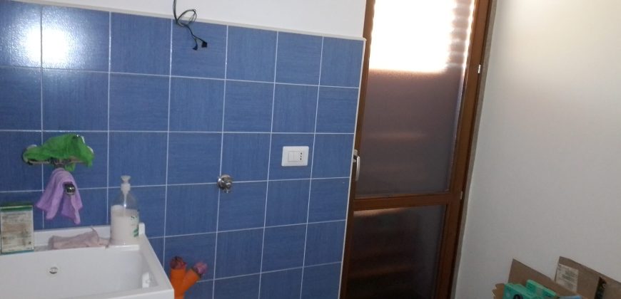 Aci Catena pressi ex Dacca ville di recente costruzione, rifinite e luminose