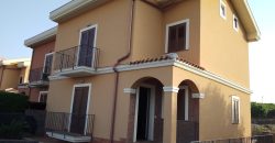 Aci Catena pressi ex Dacca ville di recente costruzione, rifinite e luminose