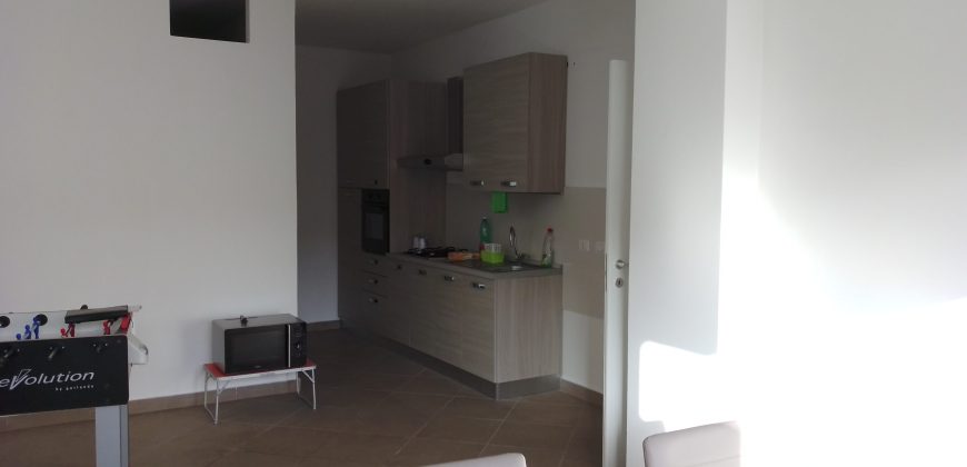 Aci Catena pressi ex Dacca ville di recente costruzione, rifinite e luminose