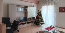 Aci Catena semindipendente con terrazzo