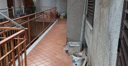 Aci Catena semindipendente con terrazzo