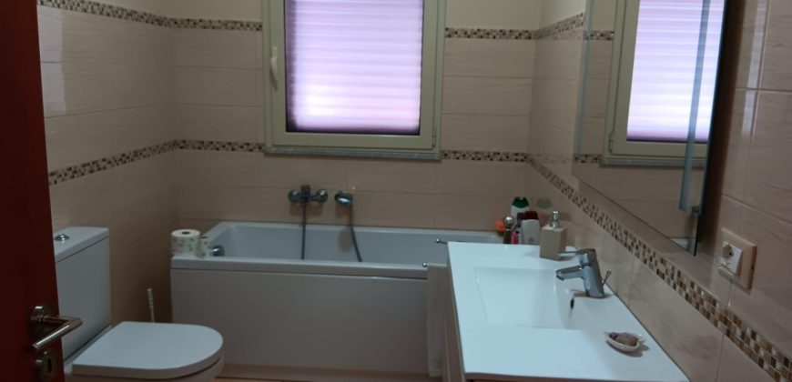 Aci Catena semindipendente con terrazzo