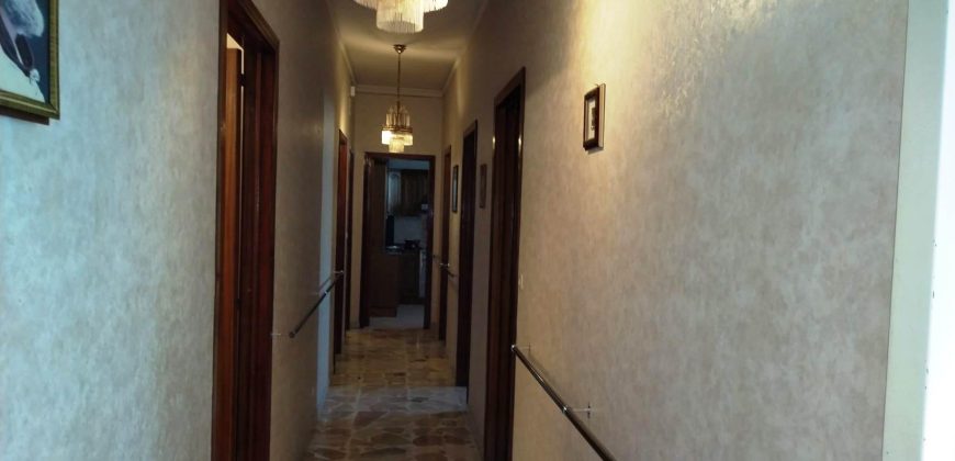 Acireale via Wagner 4 vani con garage