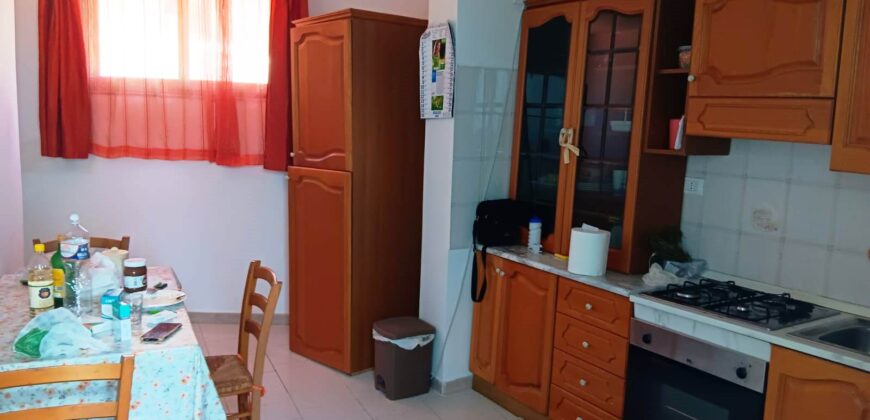 Aci Catena Appartamento 80 mq con ingresso indipendente e terrazzo – Zona centrale