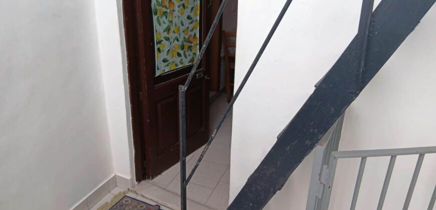 Aci Catena Appartamento 80 mq con ingresso indipendente e terrazzo – Zona centrale