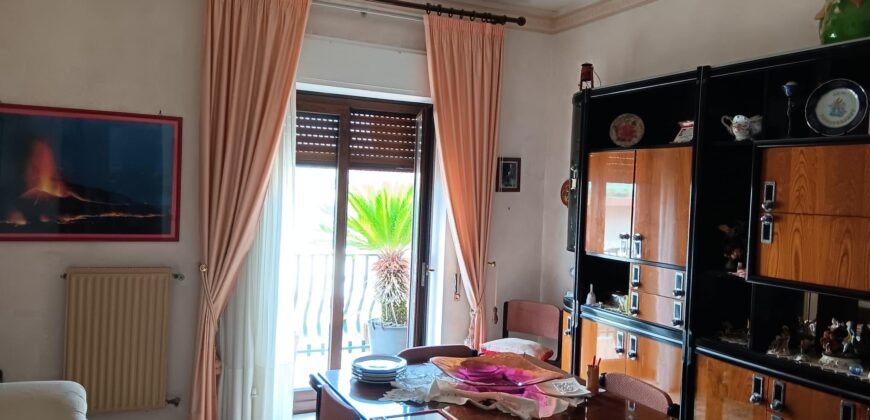 Acireale Appartamento in complesso residenziale con terrazzo panoramico