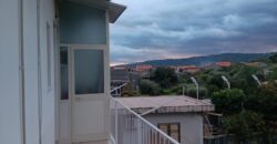 Stazzo – A pochi passi dal lungomare | Appartamento con terrazzo panoramico e garage