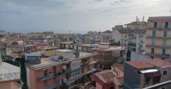 Acireale – Zona San Martino | Luminoso appartamento 90 mq con garage e posto auto