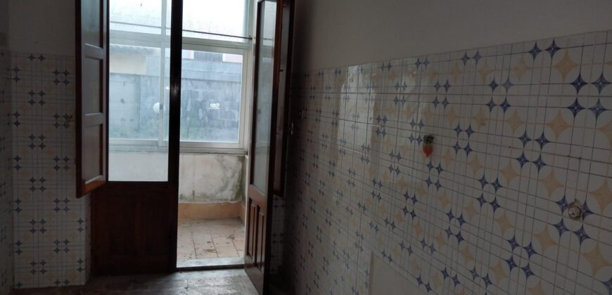 casa singola ad Aci Catena centro – 115 mq con terrazzo e cortile