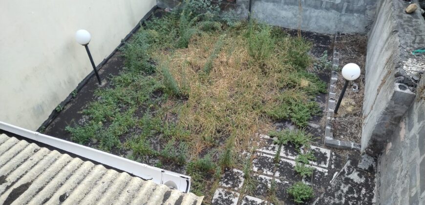 casa singola ad Aci Catena centro – 115 mq con terrazzo e cortile