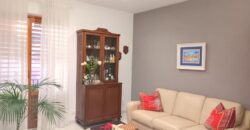 Santa Maria la Stella Appartamento con sottotetto abitabile, garage e posto auto