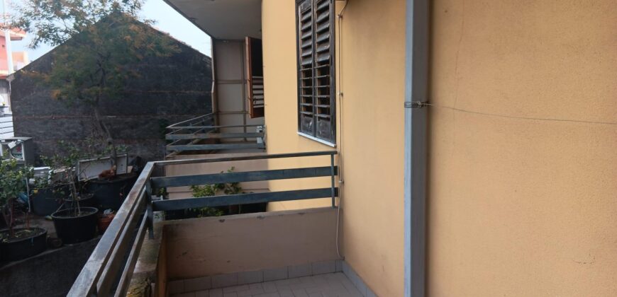 Guardia 3 vani con garage