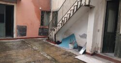 Aciplatani – Casa indipendente su unico livello con terrazzo e cortile