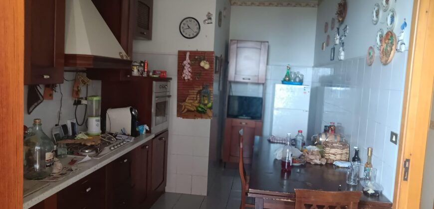 Guardia 3 vani con garage