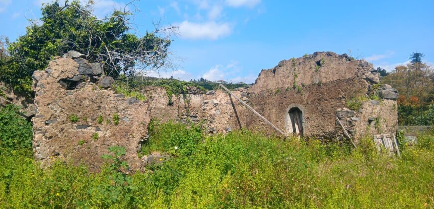 ACIREALE ZONA MORTARA RUDERE