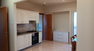 Acireale appartamento semi arredato