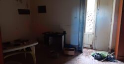 CASA SI PAESE CON TERRENO