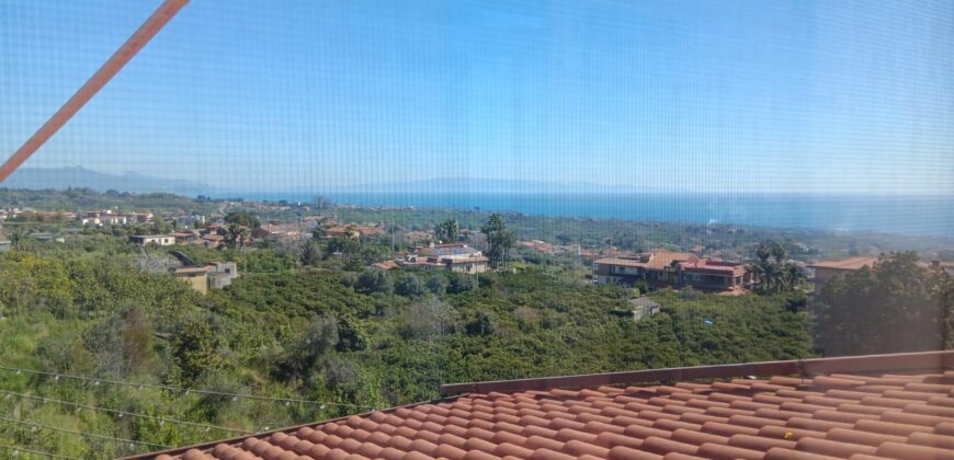 Acireale appartamento semi arredato