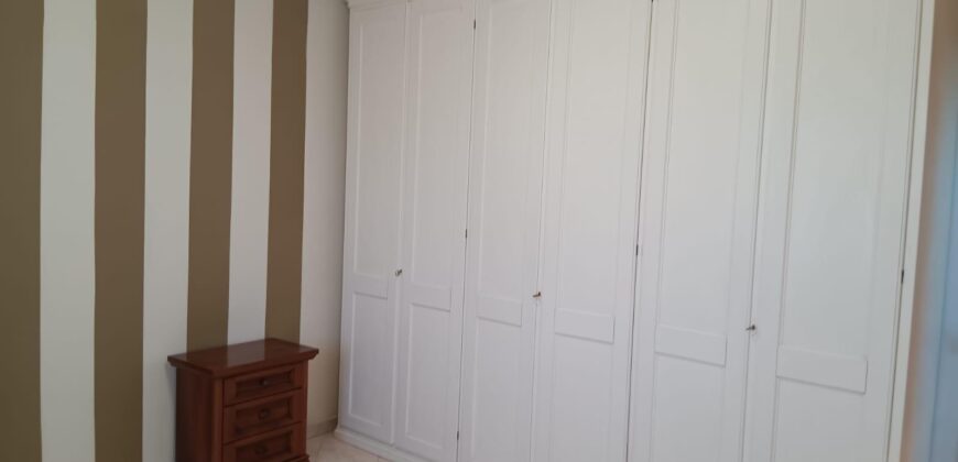 Acireale appartamento semi arredato