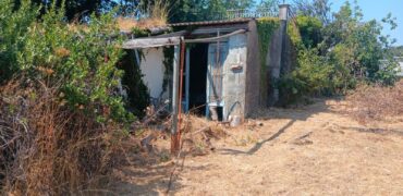 Aci Sant’Antonio – Terreno artigianale di 1.100 mq con rudere