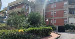 Aci Catena 4 vani,garage e sottotetto