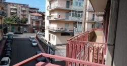 Ampio e luminoso 4 vani in zona centrale e servita – Aci San Filippo
