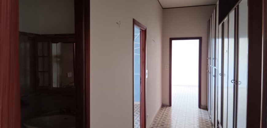 Aci Catena 4 vani,garage e sottotetto