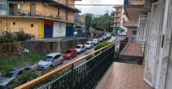 Esclusivo 5 vani ristrutturato in centro con garage – Acireale