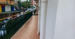 Esclusivo 5 vani ristrutturato in centro con garage – Acireale