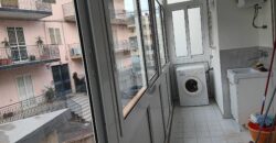 Esclusivo 5 vani ristrutturato in centro con garage – Acireale